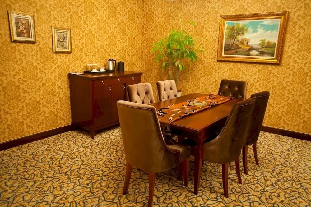Shanghai Ashford Castle Hotel