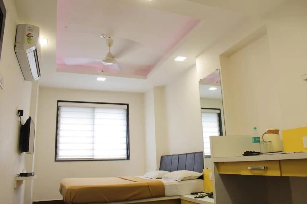 Hotel Maa Sharda