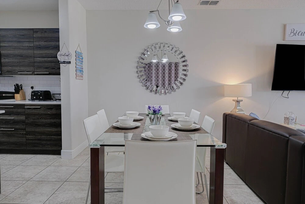 Balmoral Resort-117kb 3 Bedroom Townhouse by RedAwning