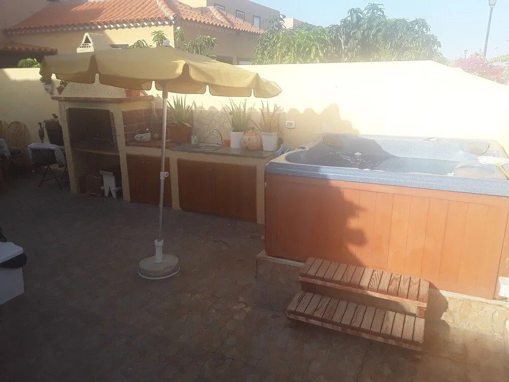 Villa Riki Bed and Breakfast