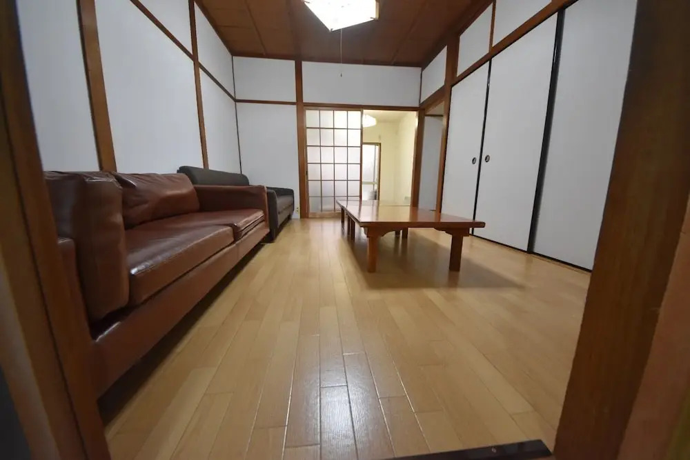 Tarbo's House Surugamachi : Near JR Nara Station 10ppl