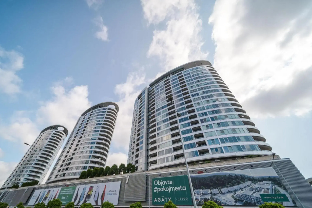 Comfy condo & FREE parking