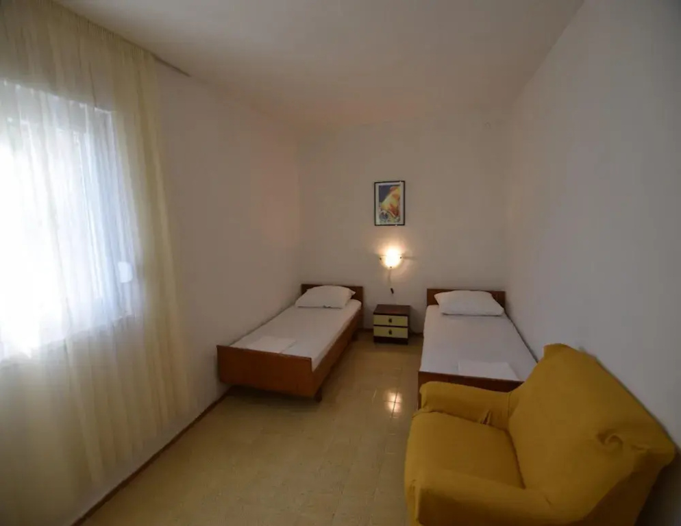 Spacious Apartment With Terrace, Near the Beach