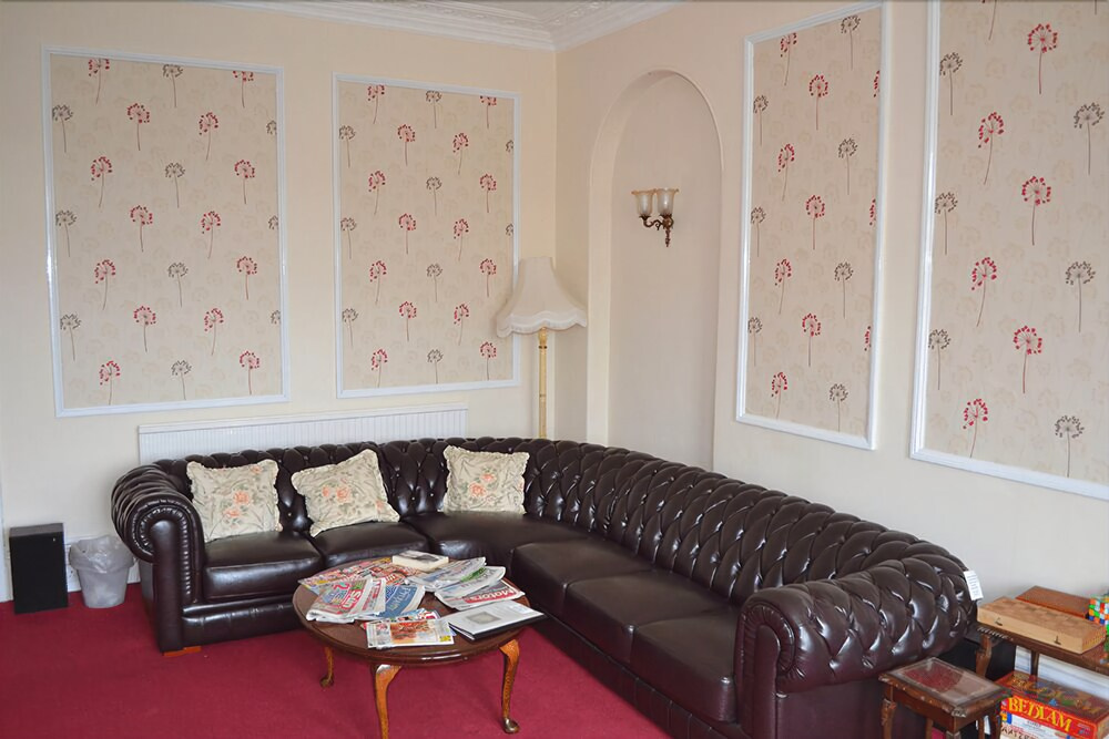 Torrs Hotel