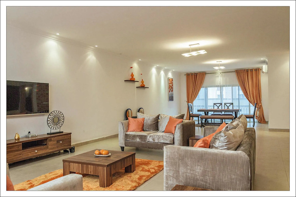 Reeve Court Apartment