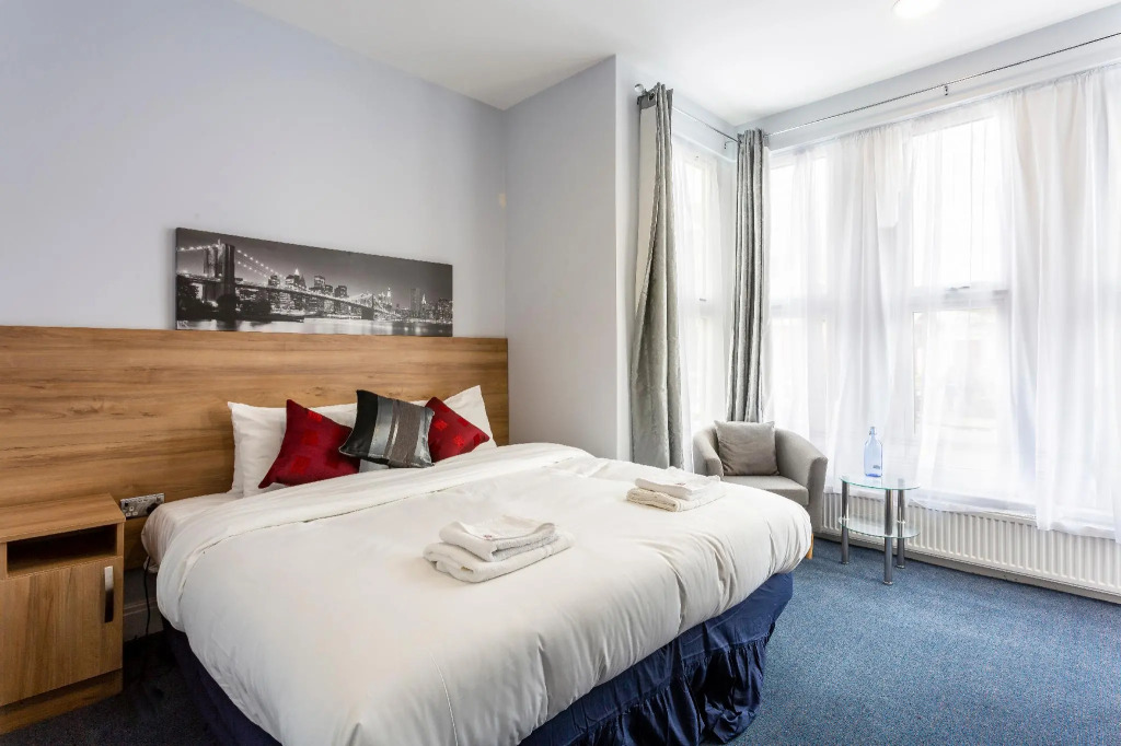 Wellesley Hotel