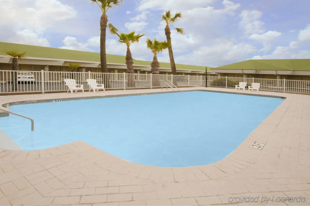 Econo Lodge Del Rio
