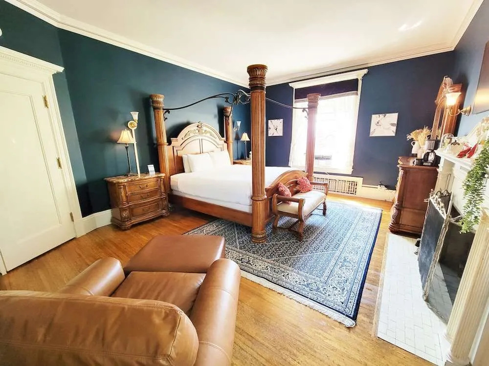 Historic Cotton Mansion by Heirloom Boutique Collection