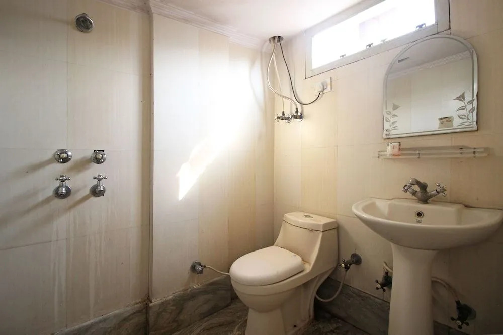 Hotel O Madhur Regency