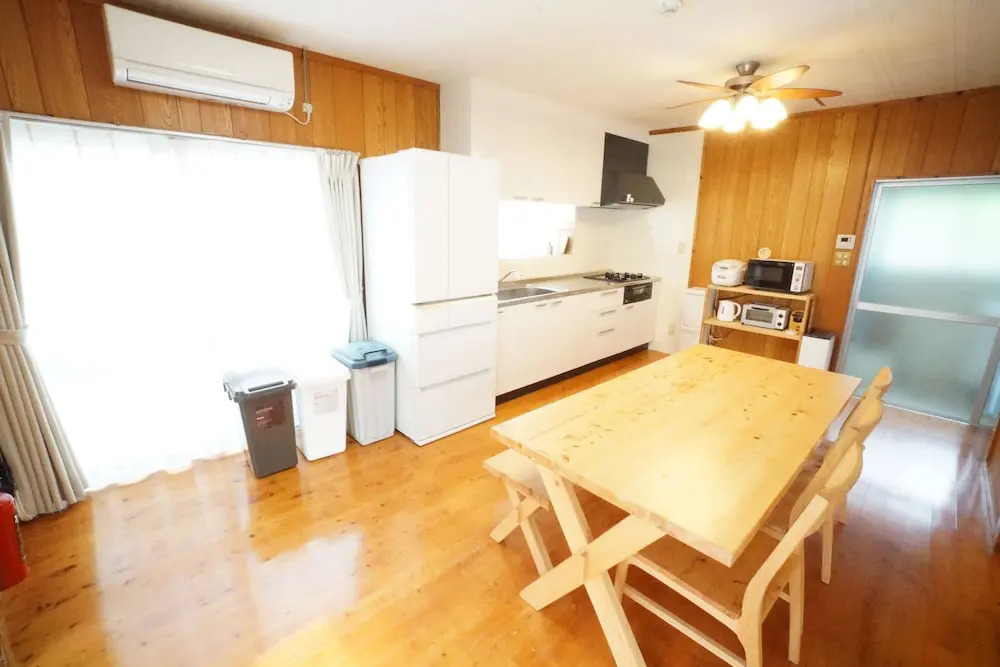 Kafuya Miyagi igusa villa