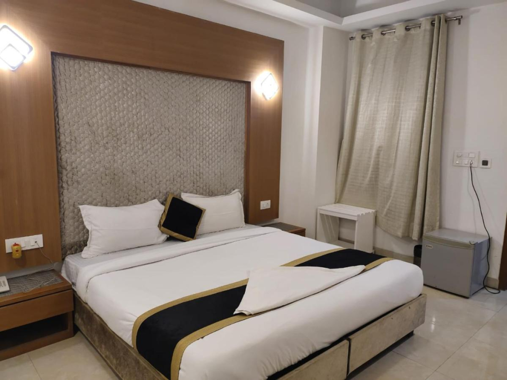 Phoenix Suites