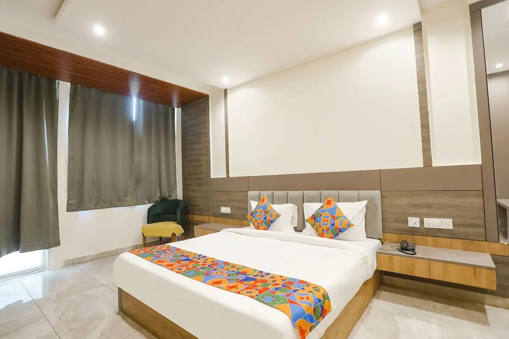 FabHotel Royale 116