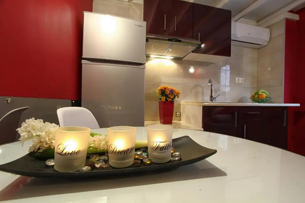 Ionia apartments