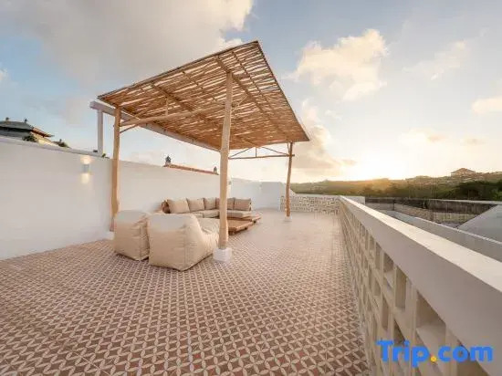 Sira Rosa Villa 2BR with Rooftop Oasis