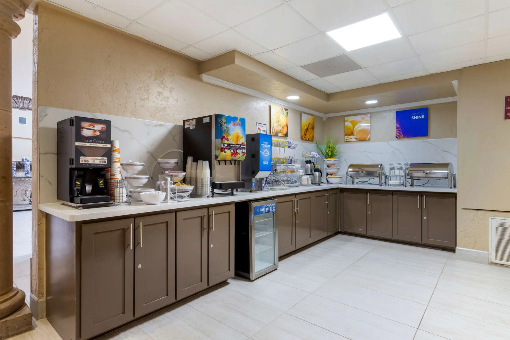 Comfort Suites Kingwood, Humble, New Caney, Houston IAH Airport