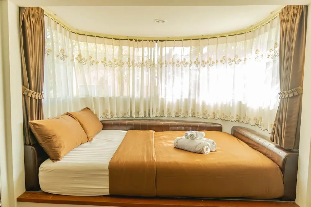 Apinya Resort Bangsarey