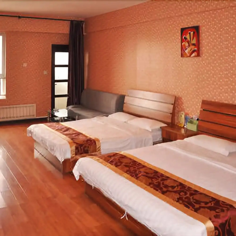 Qingdao Zhongyang Business Hotel