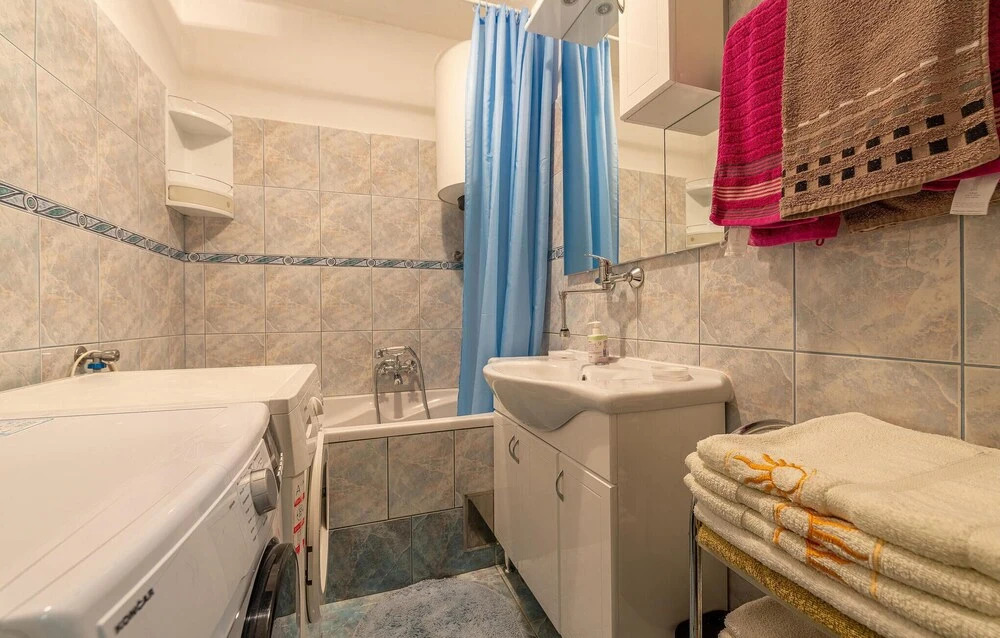 Amazing Apartment in Zadar With 2 Bedrooms and Wifi