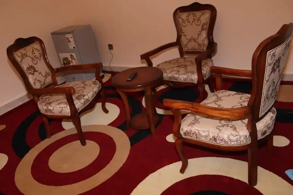 Latahzan Guest House
