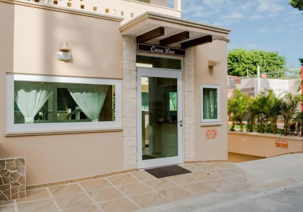 Casa Leo