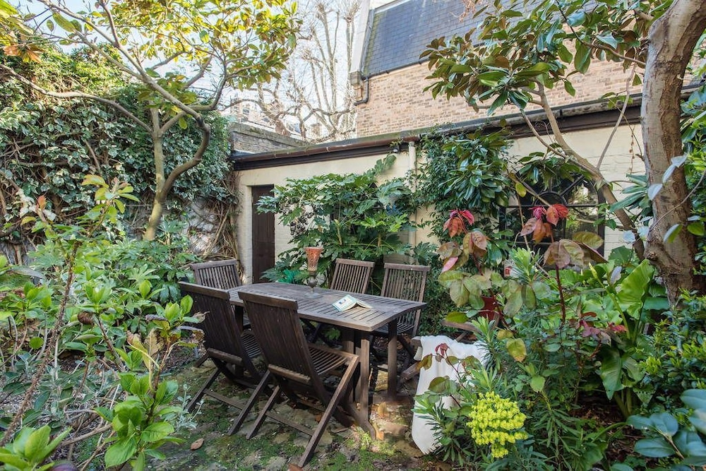Chelsea Luxury Dream with garden