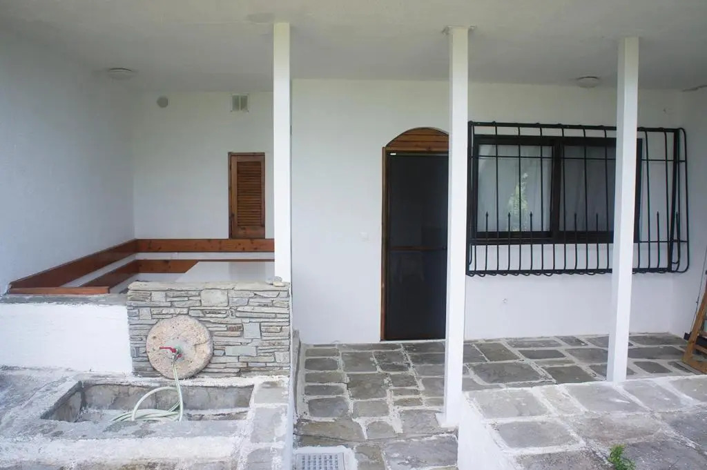 Possidi Aigaiopelagitika ground floor beachside studio