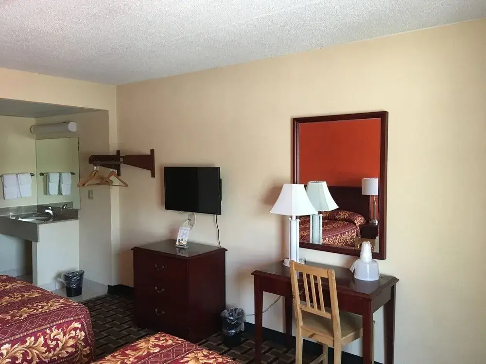 Budget Inn