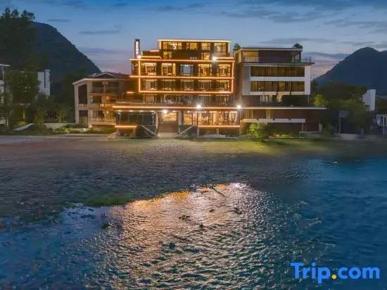 Bonfire Villa · Creekside · Starry Sky Pool Family Vacation Homestay (Moon Bay Scenic Area)