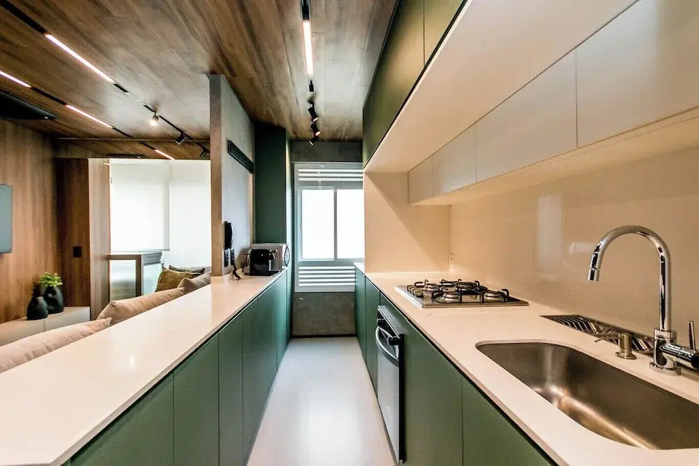 Apartamento Climatizado com Garagem em Alphaville