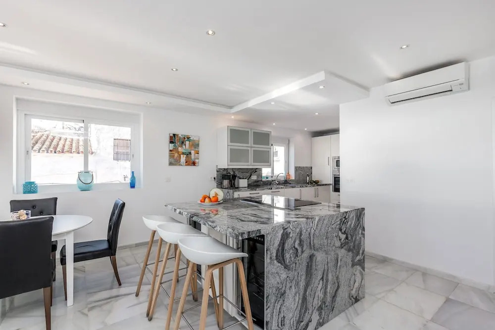 First Line Penthouse in Puerto Banus