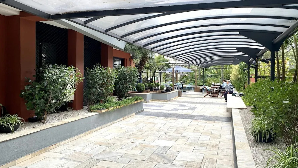 ADB - Royal Brooklin By Anora Spaces