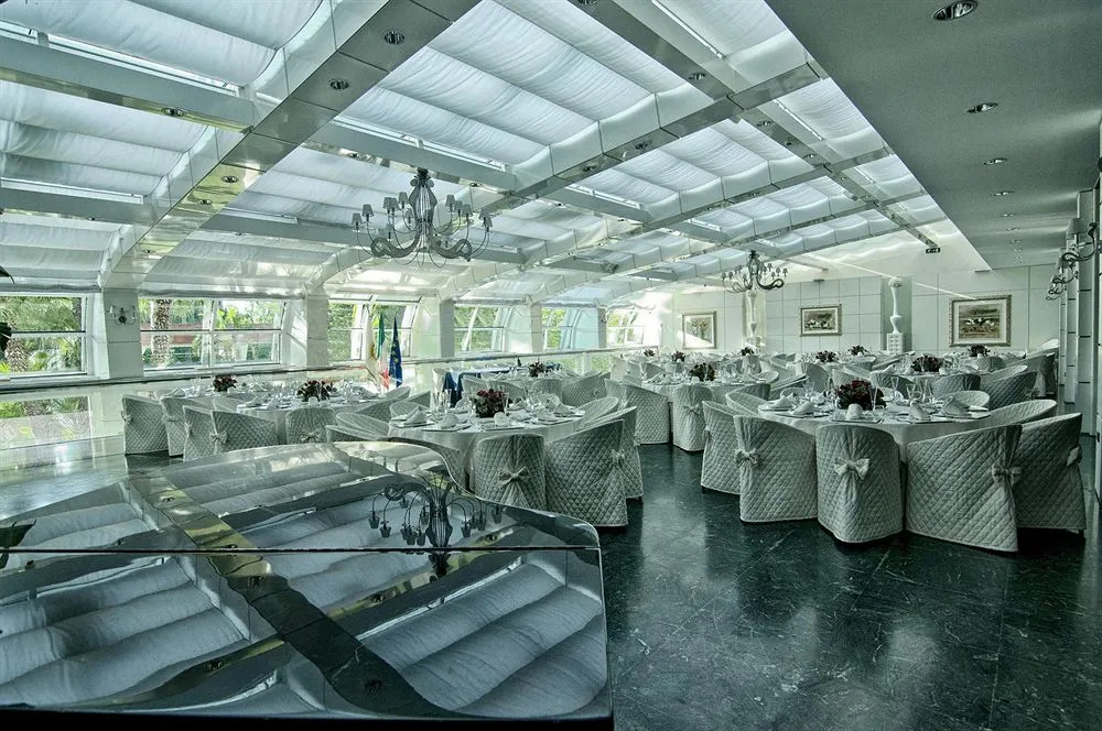 Garden Hotel