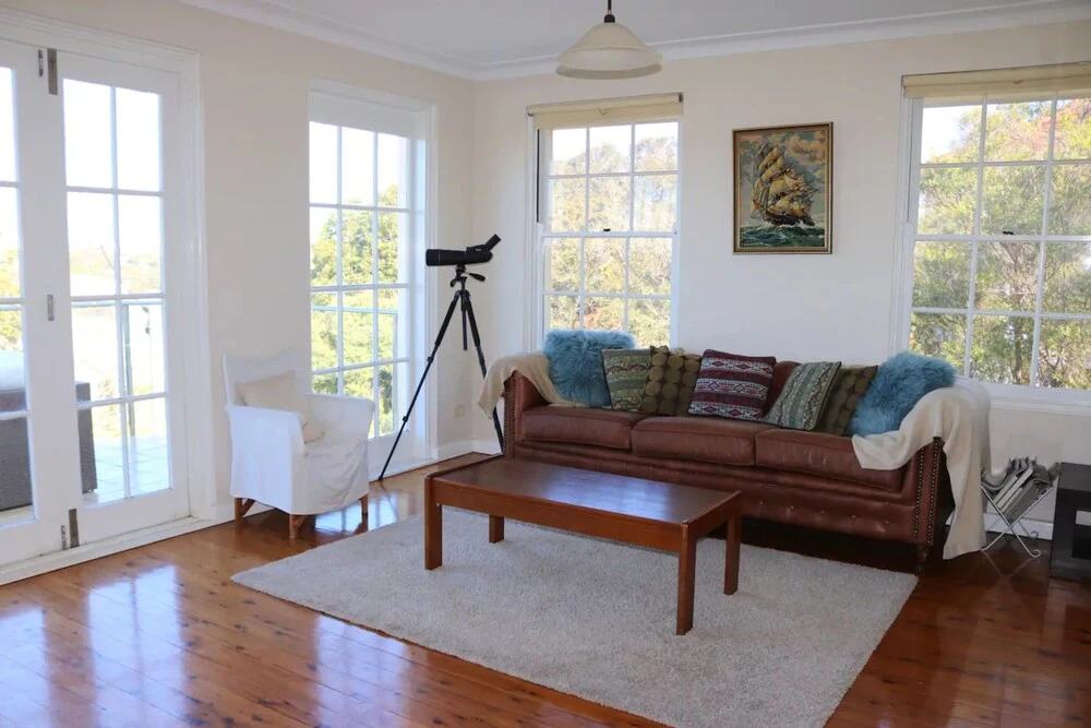 Spacious 4 Bedroom Seaside Gem