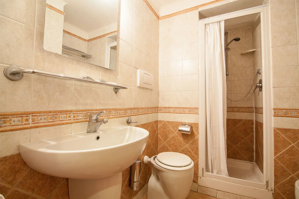 Hotel Pomezia