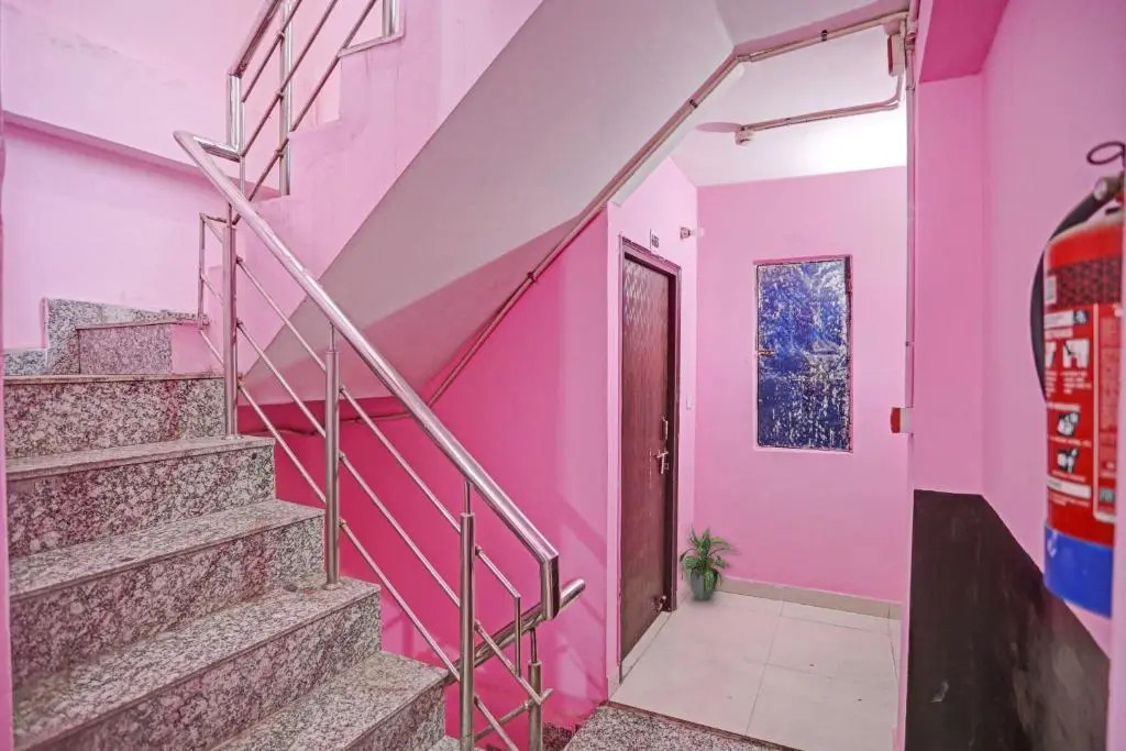 OYO Flagship 70331 Hotel Sharma Inn