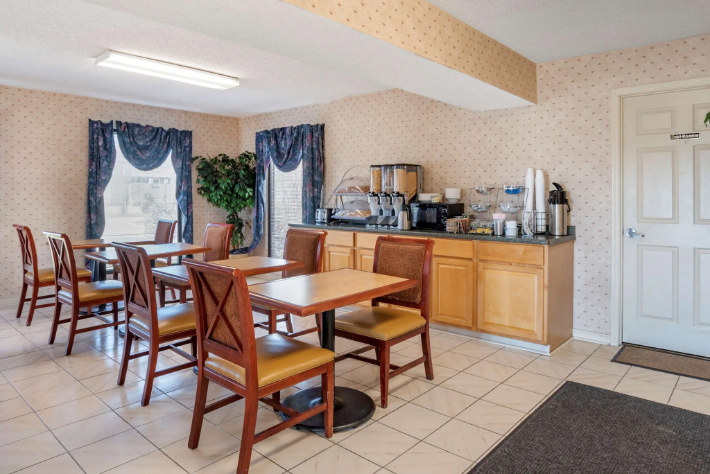 Econo Lodge Pearl - Jackson