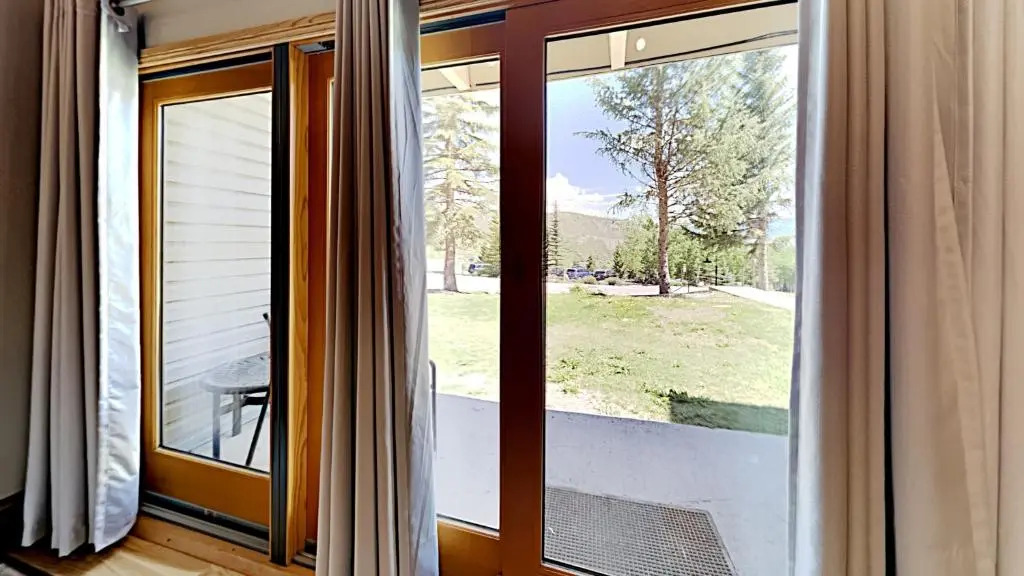 Timberline Condominiums 1 Bedroom Deluxe Unit B1C