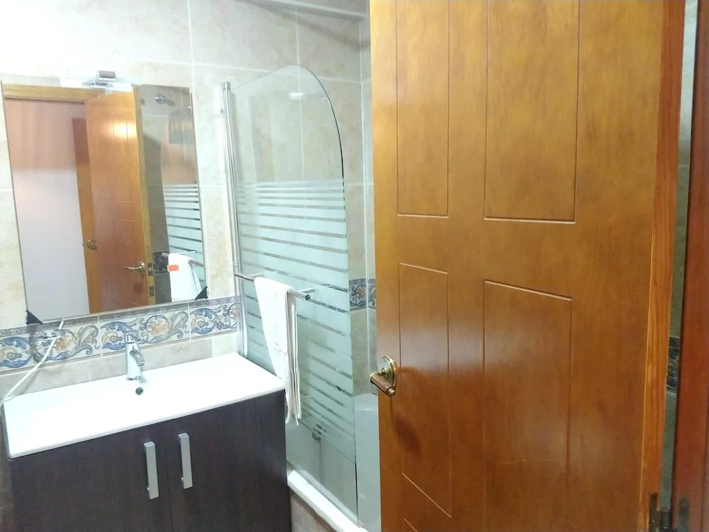House With 3 Bedrooms in Monte Faro, With Shared Pool, Furnished Terrace and Wifi - 1 km From the Beach