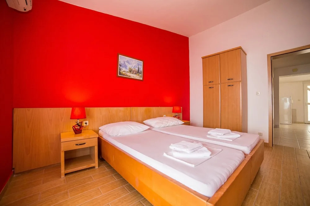 Apartments Ana I