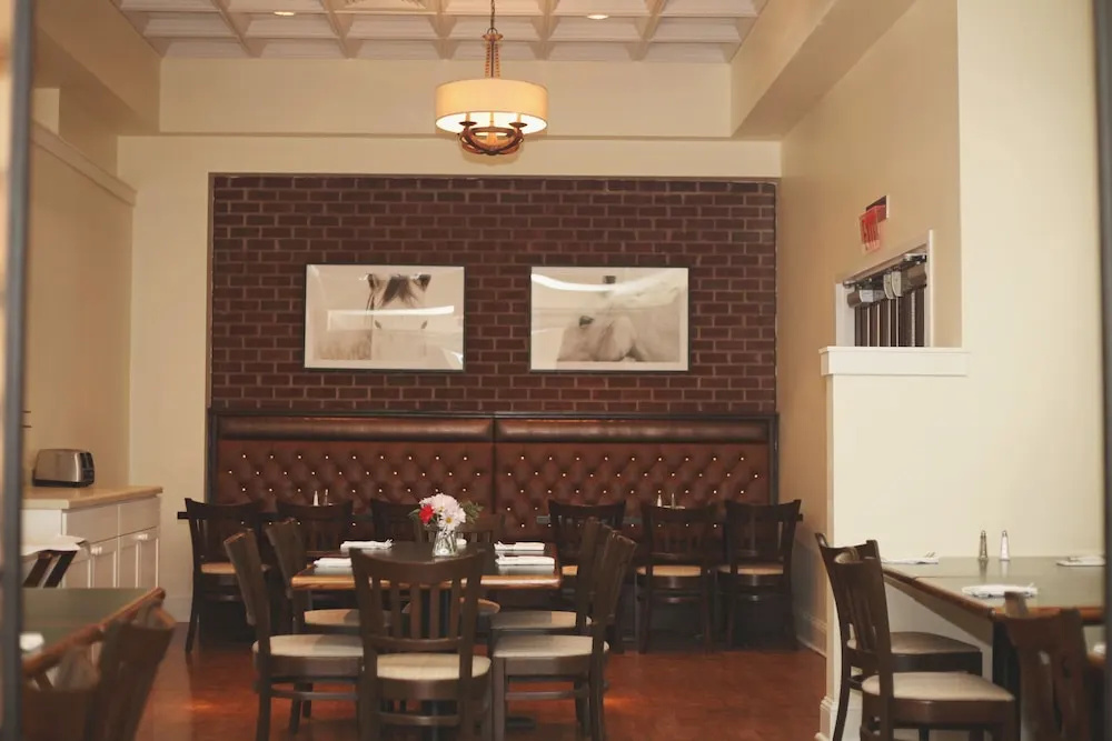 Sheridan Livery Inn & Restaurant