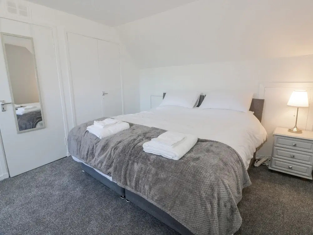 22 Turnberry Road