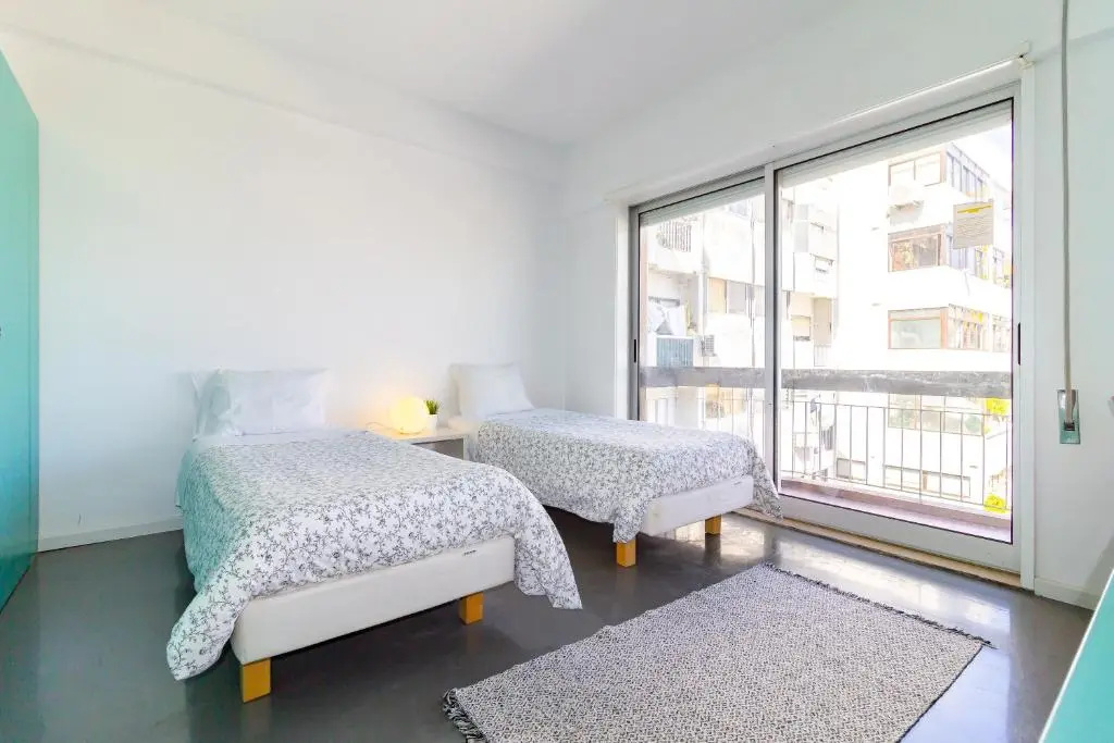 Porto Downtown Apartment 3T with Balcony