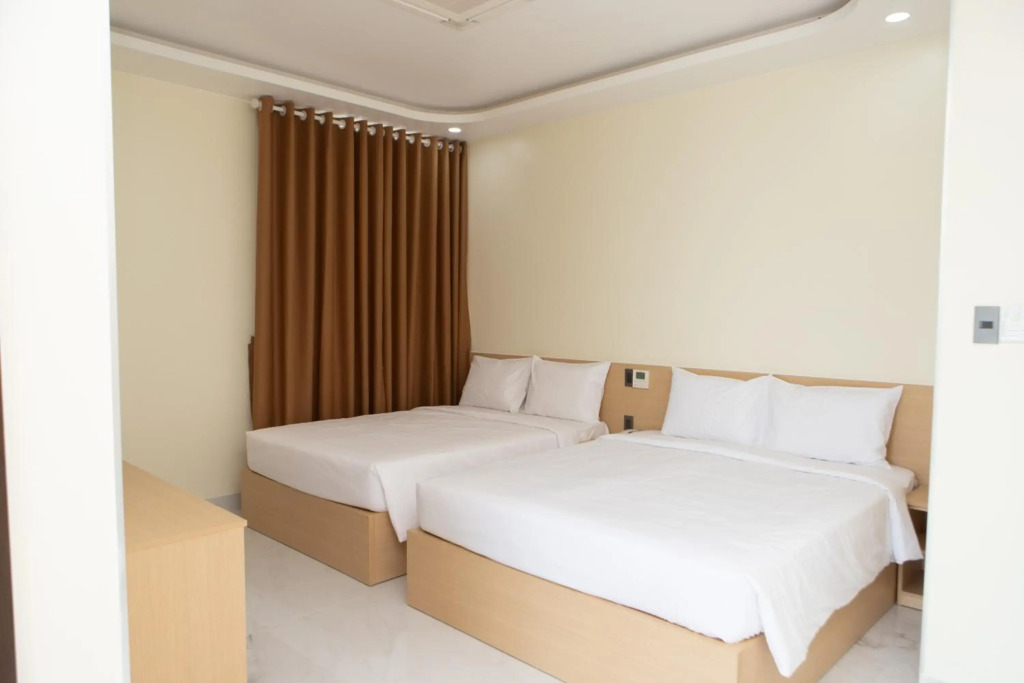 SUNRISE Hotel HA TIEN