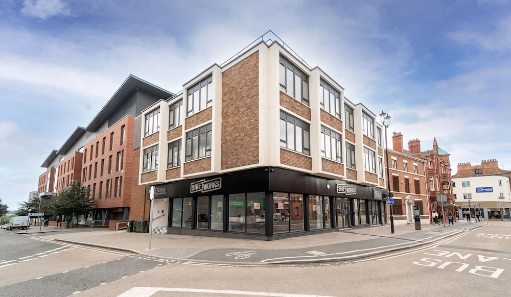 Royal House Stylish Apartments - Chester