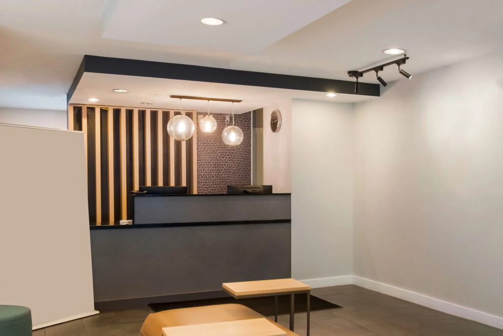 Sonesta Simply Suites Falls Church