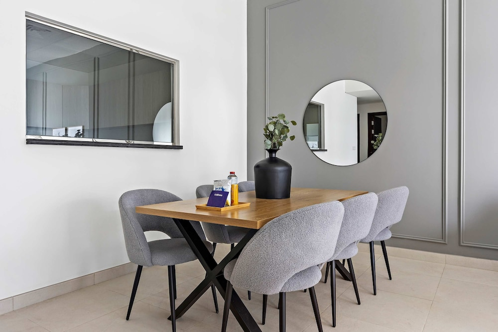 Silkhaus 2BR in Najmat High Floor Family Ideal