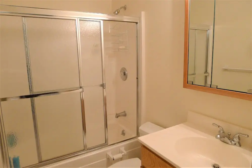 48 Middlecott - 2 Bedroom Condo