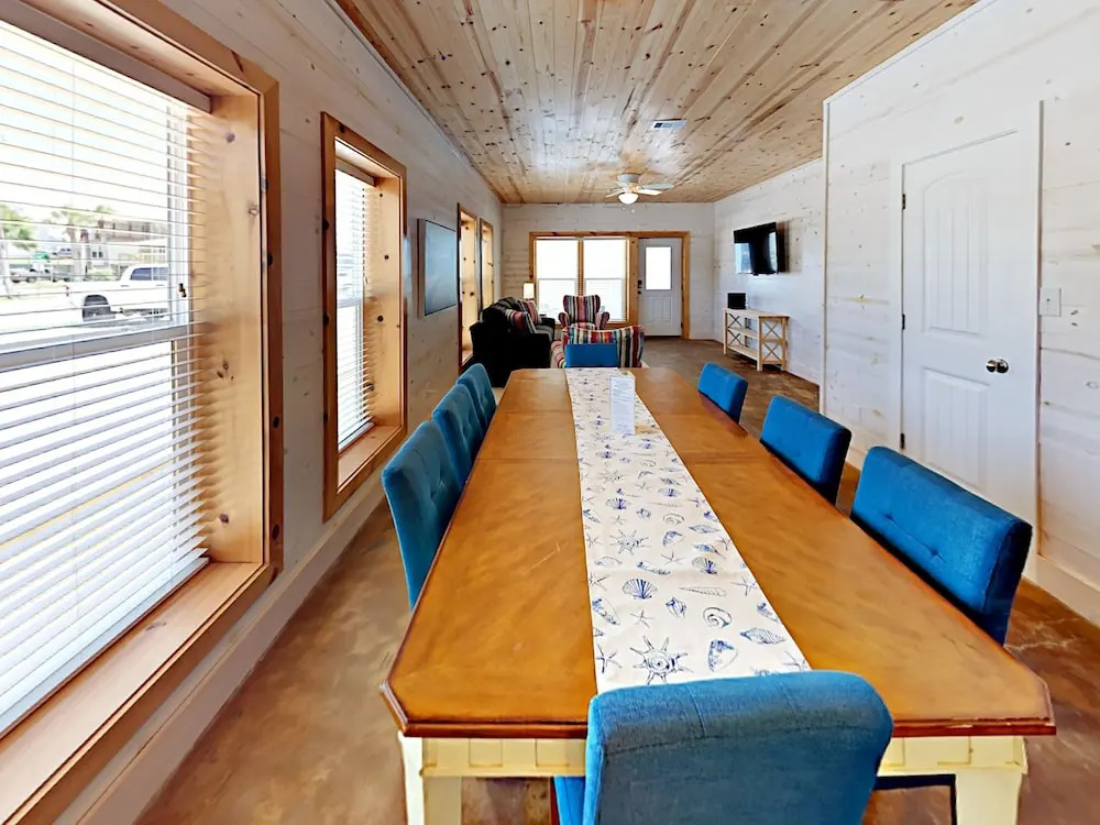 The Commons #404 - Three Bedroom Townhome