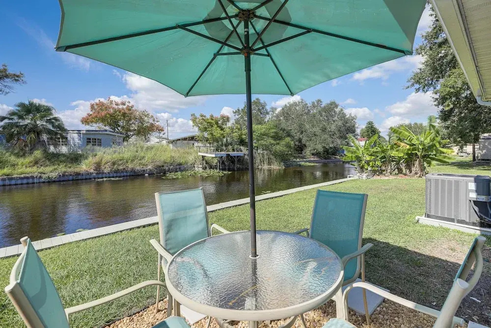 Boat Dock & Yard: Waterfront Okeechobee Retreat