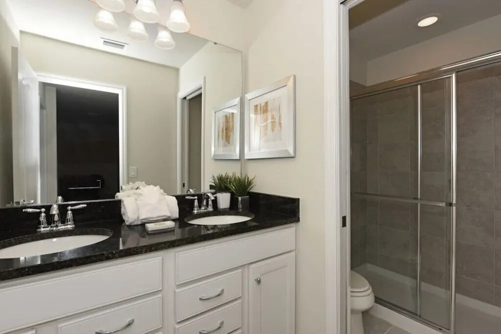 Windsor at Westside-8844MCDJGIL home